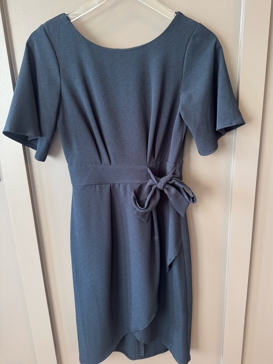 Closet London Dresses & Skirts - Closet London Dress Blue Shift Pencil Elegant Tie-Waist Women's Dress NWT